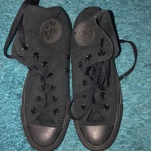 BRAND NEW ALL BLACK HIGHTOP CONVERSE